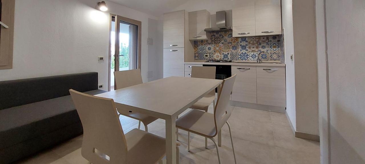 סאן תאודורו Appartamento Brigida Bilocale 3 Posti Vicino Al Centro מראה חיצוני תמונה